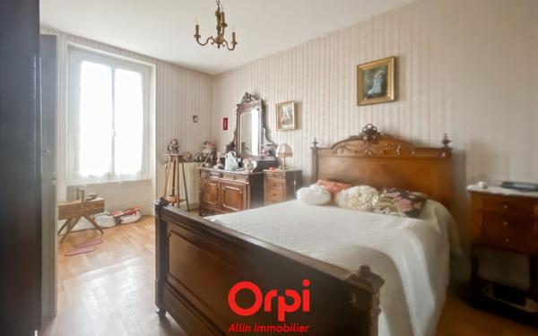 Maison à vendre    3 pièces •  Montluçon