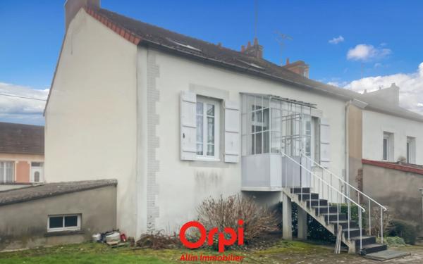 Maison à vendre    3 pièces •  Montluçon