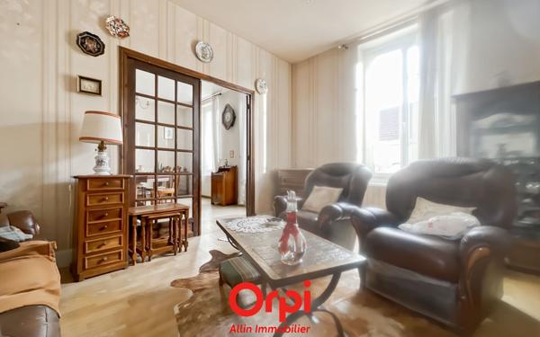 Maison à vendre    3 pièces •  Montluçon