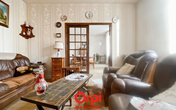 Maison à vendre    3 pièces •  Montluçon