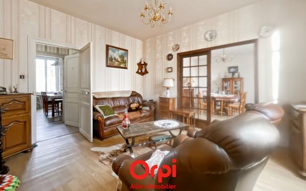 Maison à vendre    3 pièces •  Montluçon