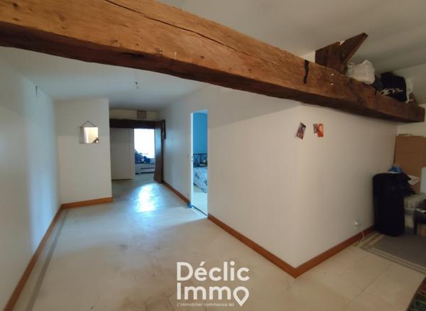 Vente longere La rochefoucauld, 188m² 7 pièces 178 500€ avec garage
