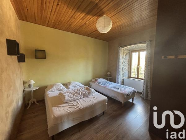 Domaine 20 pièces de 600 m² à Jaujac (07380)