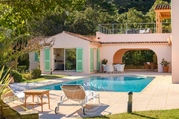Bormes-les-Mimosas, Maison 4 Chambres -  270 m² à vendre
