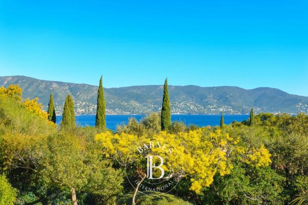 Bormes-les-Mimosas, Maison 4 Chambres -  270 m² à vendre