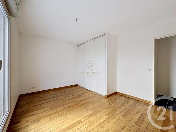 Appartement F3 à vendre  3 pièces - 68,41 m 2   LYON  - 69008