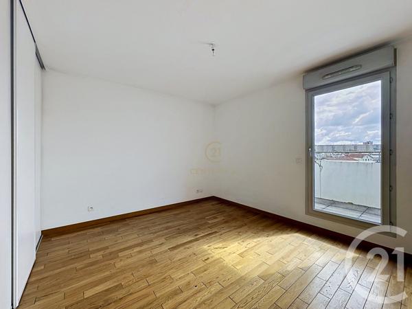 Appartement F3 à vendre  3 pièces - 68,41 m 2   LYON  - 69008
