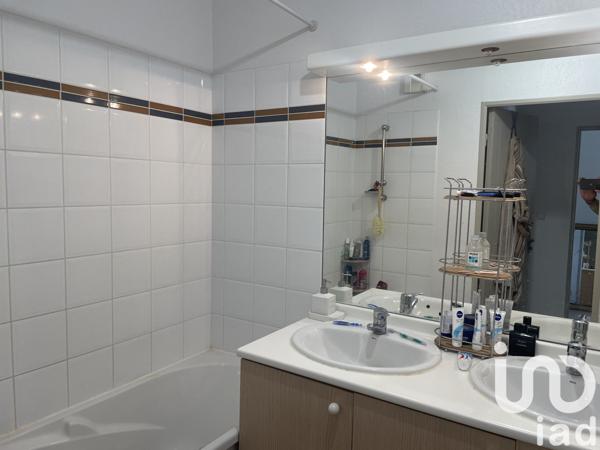 Appartement 3 pièces de 56 m² à Miramas (13140)