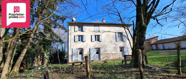 Moulin sur 2,4 hectares à Saint Amour