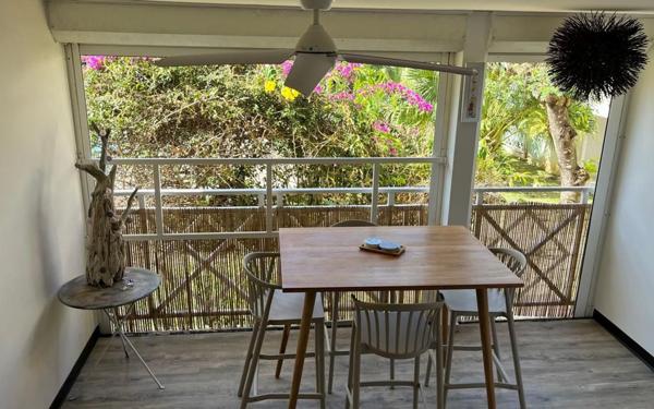 Appartement à vendre    2 pièces • 54 m2 Le Gosier