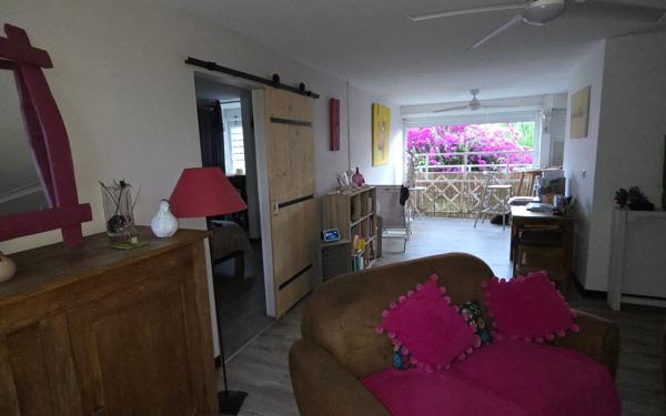 Appartement à vendre    2 pièces • 54 m2 Le Gosier
