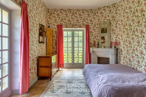 Manoir du XVIème siècle et ses dépendances dans un parc de 10 hectares