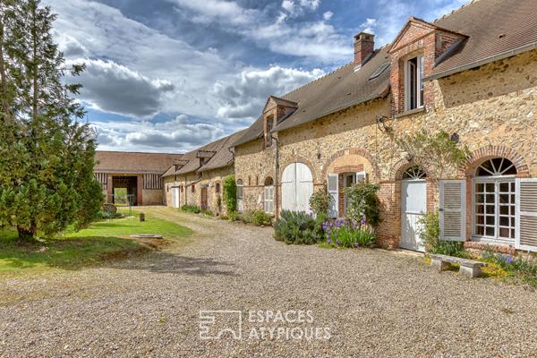 Manoir du XVIème siècle et ses dépendances dans un parc de 10 hectares