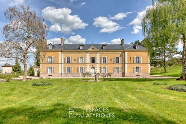 Manoir du XVIème siècle et ses dépendances dans un parc de 10 hectares