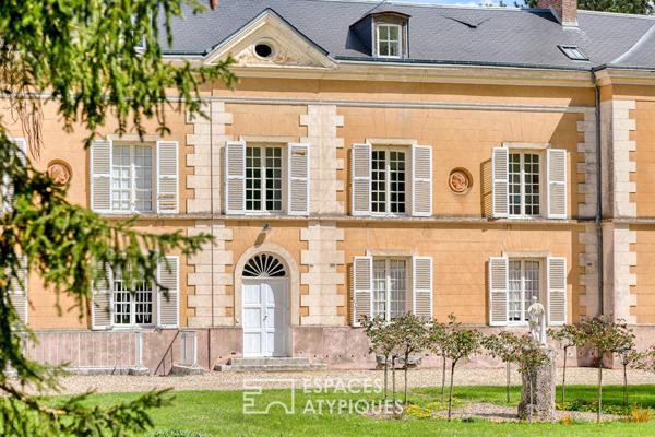 Manoir du XVIème siècle et ses dépendances dans un parc de 10 hectares