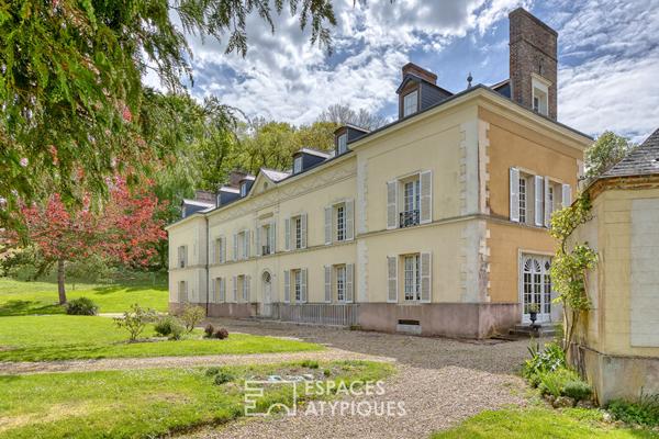 Manoir du XVIème siècle et ses dépendances dans un parc de 10 hectares