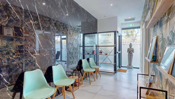 À louer Local/Bureau/Cabinet meublé, équipé dans centre paramédical allées de l'Europe à JUVIGNAC (34)