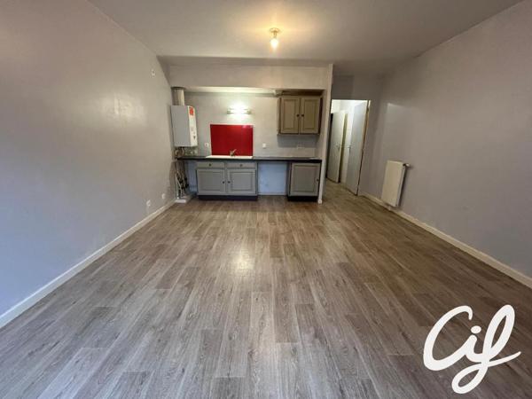 Appartement T2 NANTES La route de Sainte-Luce - 41.7 m2  150 500 Euros