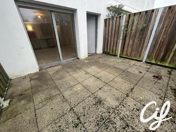 Appartement T2 NANTES La route de Sainte-Luce - 41.7 m2  150 500 Euros