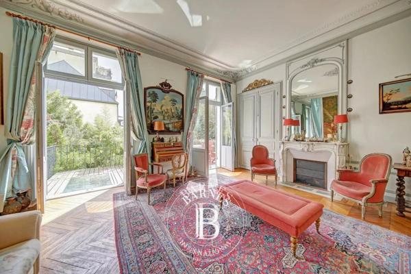 Versailles, Appartement 3 Chambres -  160 m² à vendre