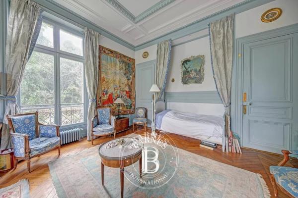 Versailles, Appartement 3 Chambres -  160 m² à vendre