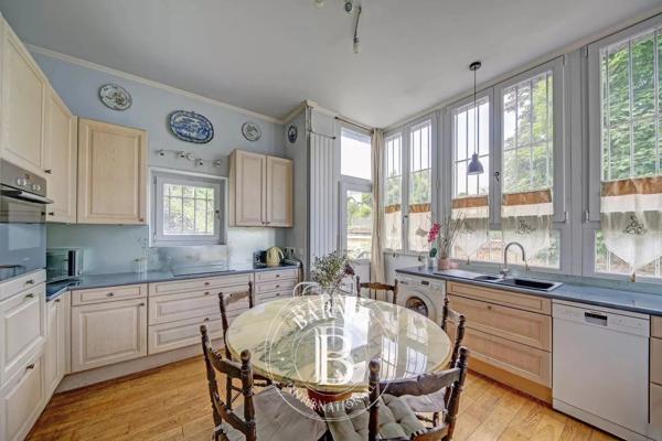 Versailles, Appartement 3 Chambres -  160 m² à vendre