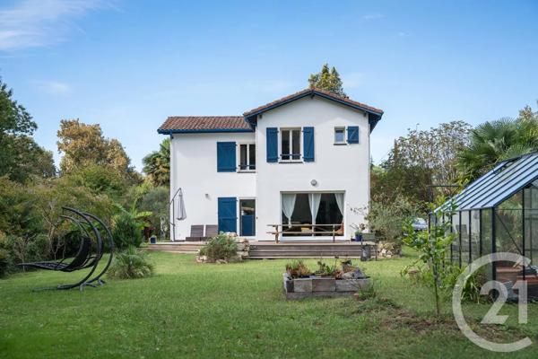 Maison à vendre  5 pièces - 145 m 2   BAYONNE  - 64