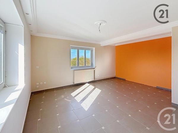 Appartement F4 à vendre  4 pièces - 125 m2 AUXERRE - 89