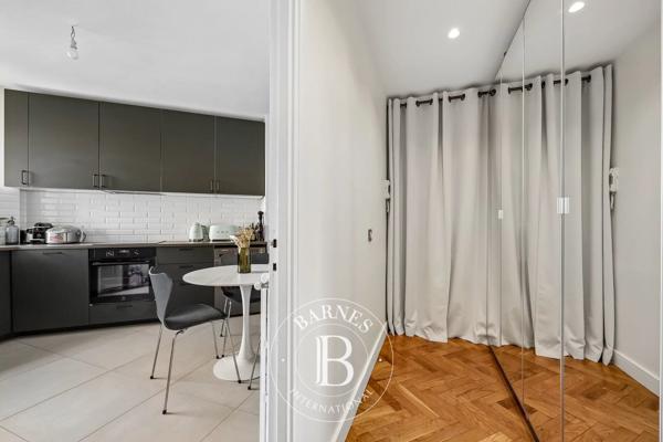 Paris 16ème, Appartement 2 Chambres -  64 m² à vendre