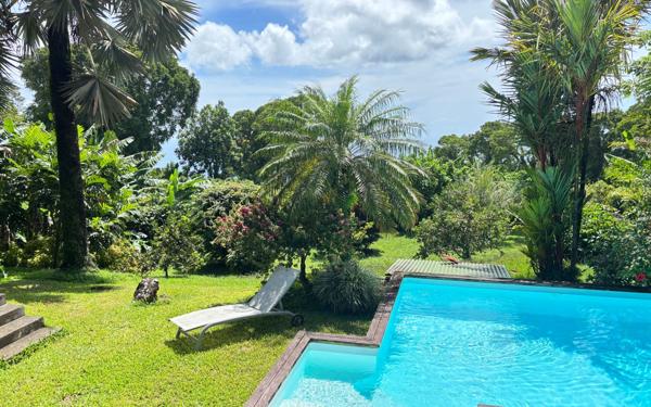 Maison à vendre    4 pièces •  Saint-Claude