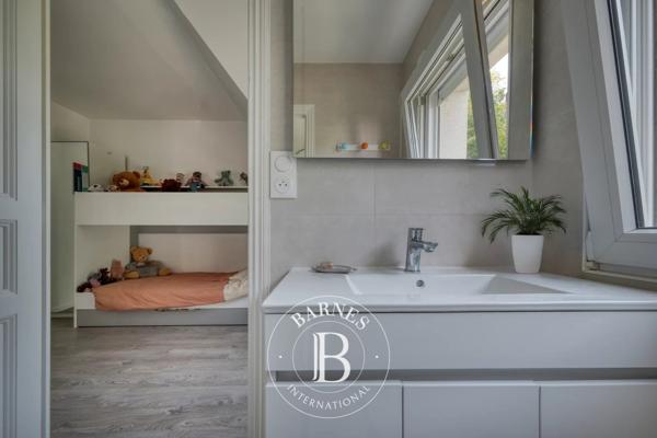 Orgeval, Maison 6 Chambres -  301 m² à vendre