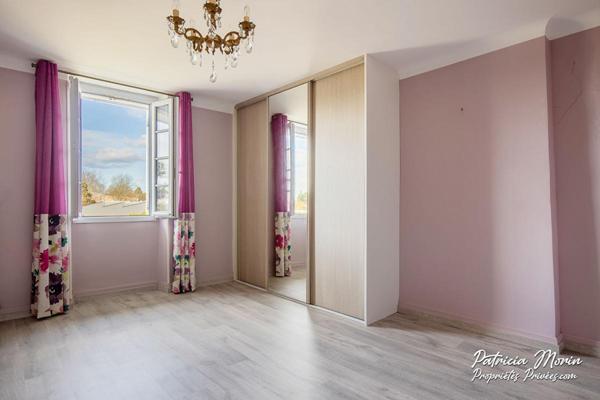 Maison centre ville de HINX 185 m2 Avec dépendances