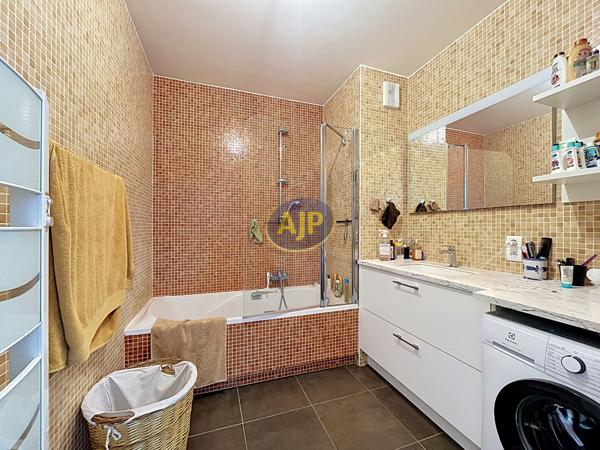 Appartement à vendre Talence - 3 pièces, 84m² avec 2 chambre(s) à 440 000€ - AJP ACTEA Talence