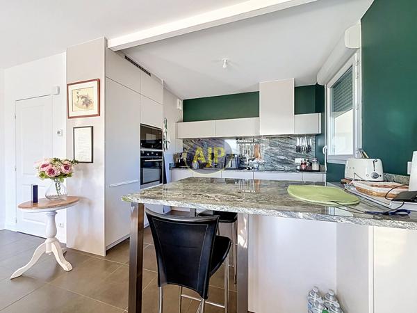 Appartement à vendre Talence - 3 pièces, 84m² avec 2 chambre(s) à 440 000€ - AJP ACTEA Talence