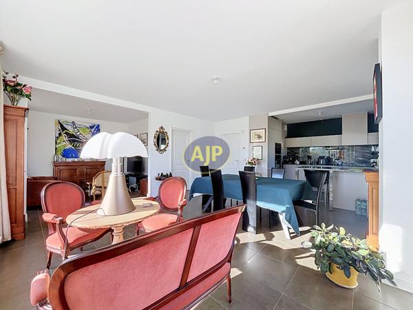 Appartement à vendre Talence - 3 pièces, 84m² avec 2 chambre(s) à 440 000€ - AJP ACTEA Talence