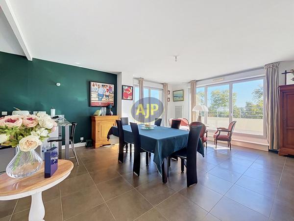 Appartement à vendre Talence - 3 pièces, 84m² avec 2 chambre(s) à 440 000€ - AJP ACTEA Talence