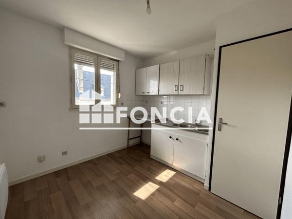 Location Appartement 2 pièces 50.53 m² - RESIDENCE JARDINS DE LA ROCHE - 57 RUE DE LA ROCHE Poitiers 86000