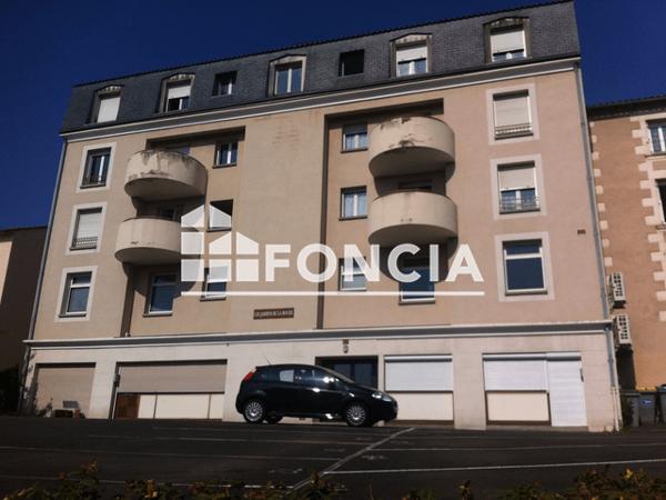 Location Appartement 2 pièces 50.53 m² - RESIDENCE JARDINS DE LA ROCHE - 57 RUE DE LA ROCHE Poitiers 86000