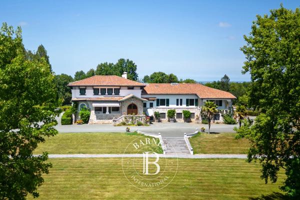 Villefranque, Maison 8 Chambres -  550 m² à vendre
