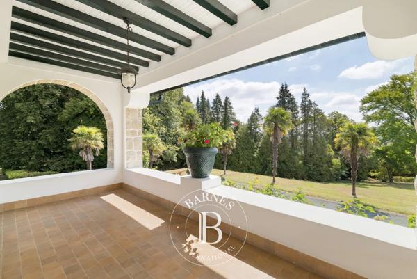 Villefranque, Maison 8 Chambres -  550 m² à vendre