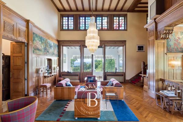 Villefranque, Maison 8 Chambres -  550 m² à vendre