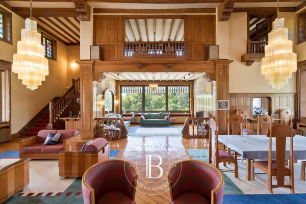 Villefranque, Maison 8 Chambres -  550 m² à vendre