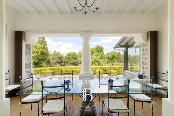 Villefranque, Maison 8 Chambres -  550 m² à vendre