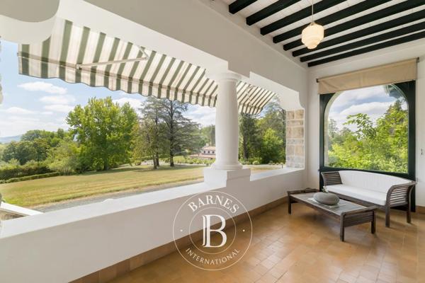 Villefranque, Maison 8 Chambres -  550 m² à vendre
