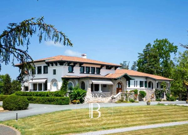 Villefranque, Maison 8 Chambres -  550 m² à vendre