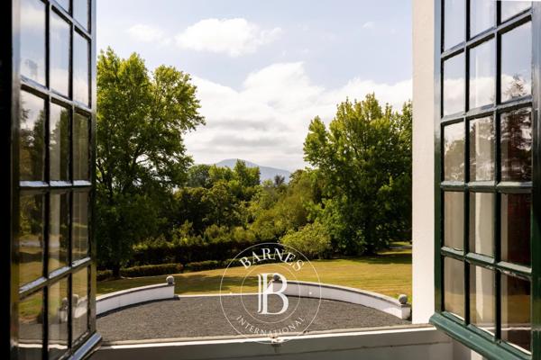 Villefranque, Maison 8 Chambres -  550 m² à vendre