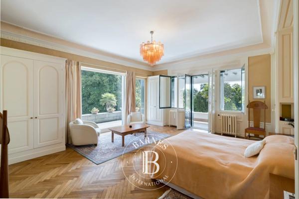 Villefranque, Maison 8 Chambres -  550 m² à vendre