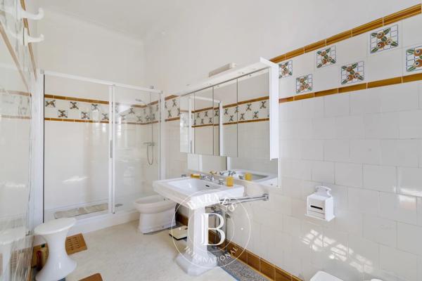 Villefranque, Maison 8 Chambres -  550 m² à vendre