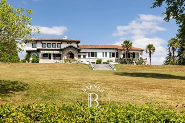 Villefranque, Maison 8 Chambres -  550 m² à vendre