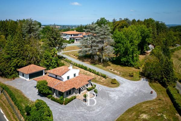 Villefranque, Maison 8 Chambres -  550 m² à vendre